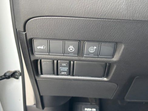 Used 2022 INFINITI QX80 Premium Select w/ Cargo Package image 18