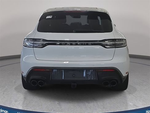 Used 2022 Porsche Macan image 7