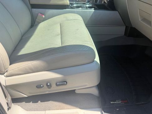 Used 2012 Ford Expedition Limited AWD/4WD image 26