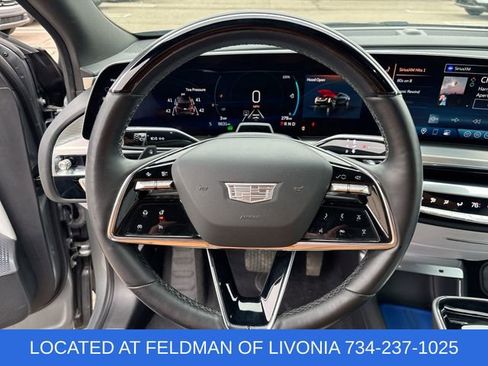 Used 2024 Cadillac Lyriq Luxury image 11