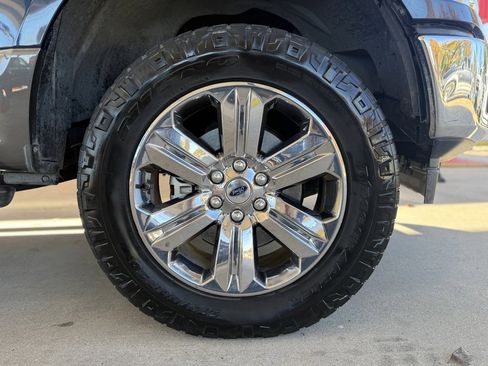 Used 2018 Ford F150 XLT w/ Equipment Group 302A Luxury image 9