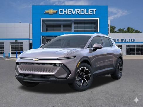 New 2026 Chevrolet Equinox EV LT image 7