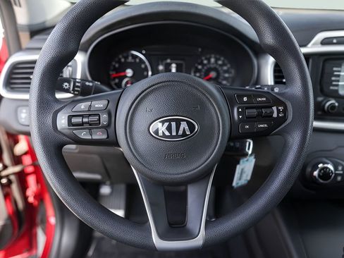 Used 2017 Kia Sorento AWD image 15