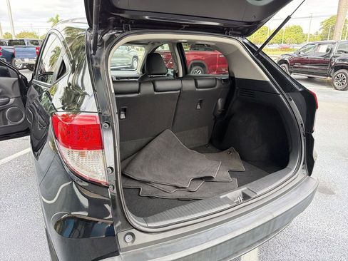 Certified 2022 Honda HR-V EX-L image 28