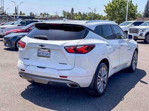 Used 2020 Chevrolet Blazer Premier w/ Driver Confidence II Package FWD image 4