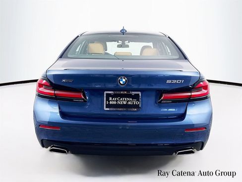 Used 2023 BMW 530i xDrive w/ Premium Package image 6