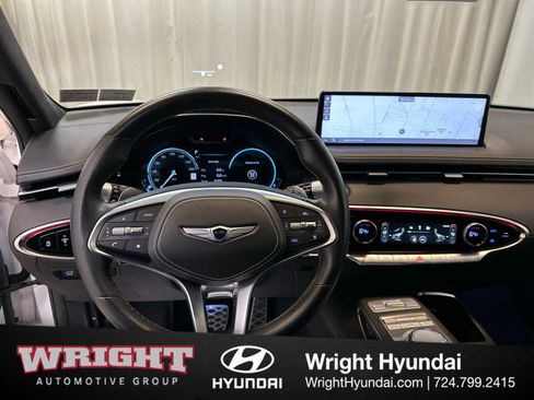 Used 2024 Genesis GV70 3.5T Sport w/ Sport Prestige Package AWD/4WD image 19