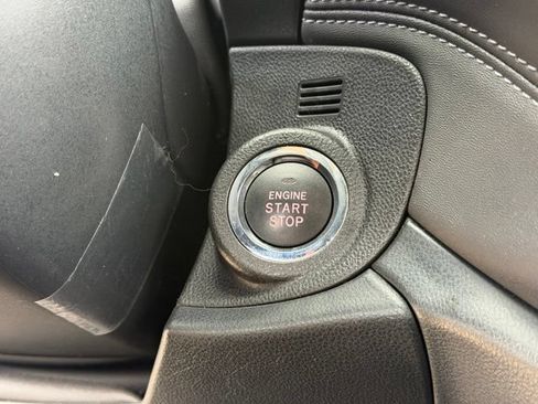 Used 2024 Subaru Outback Premium AWD/4WD image 33