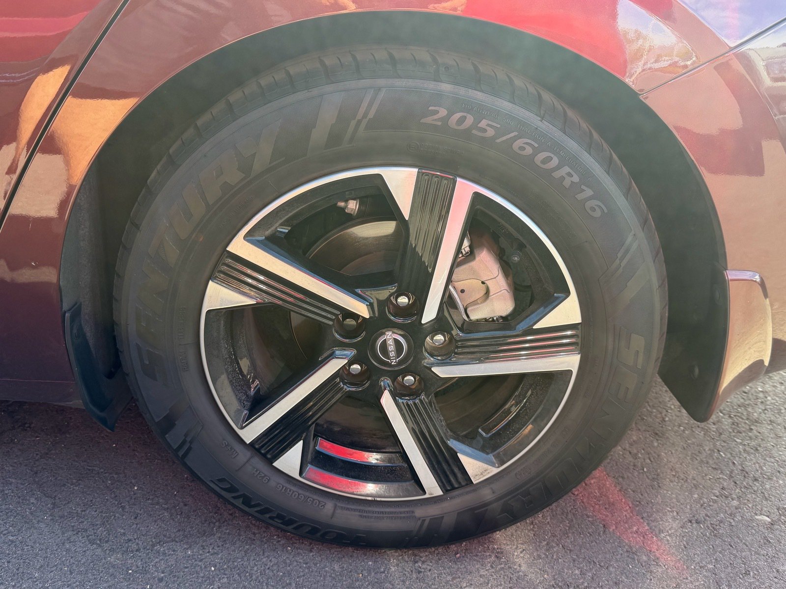 Used 2024 Nissan Sentra SV FWD image 6