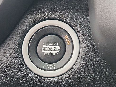 Used 2021 RAM 2500 Big Horn w/ Level 2 Equipment Group image 22