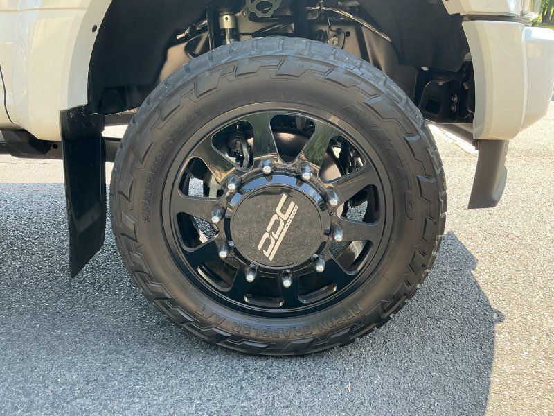 Used 2022 Ford F450 Platinum w/ FX4 Off-Road Package AWD/4WD image 29