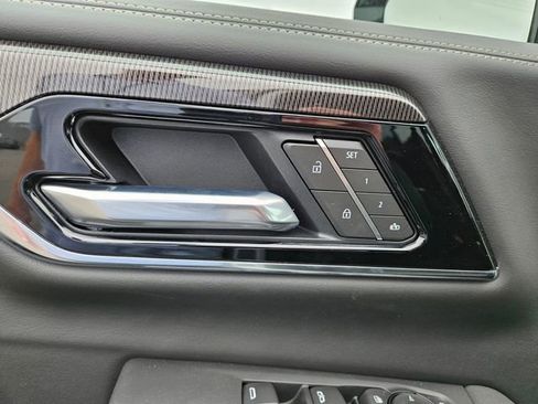New 2026 GMC Yukon Elevation AWD/4WD image 25