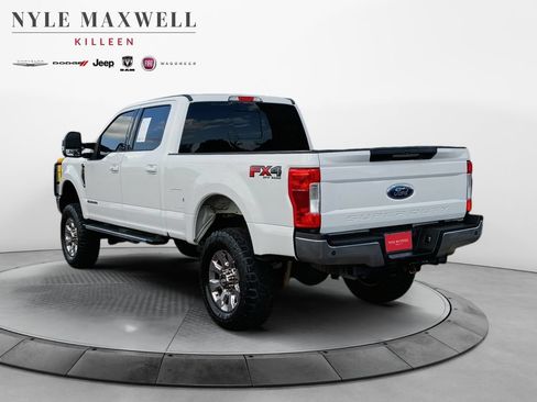 Used 2019 Ford F250 Lariat w/ Lariat Ultimate Package AWD/4WD image 14
