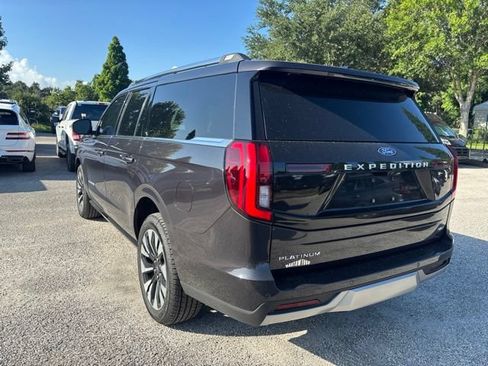Used 2025 Ford Expedition Max Platinum w/ Platinum Ultimate Package AWD/4WD image 7