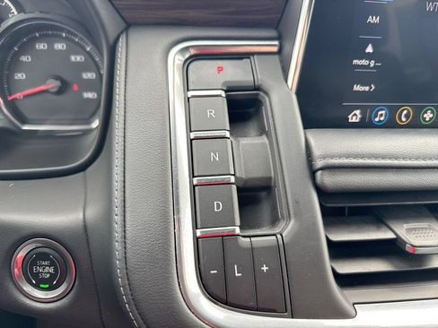 Used 2021 Chevrolet Tahoe LT AWD/4WD image 17