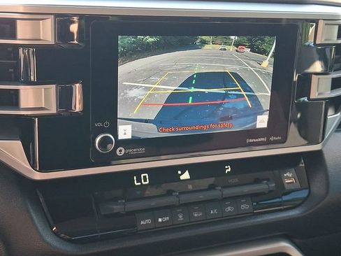 Used 2024 Toyota Tundra SR5 w/ SR5 Convenience Package AWD/4WD image 18