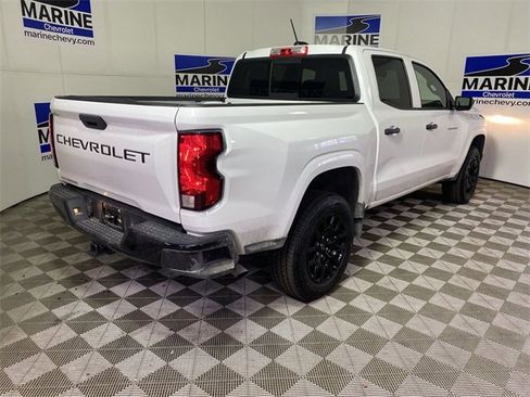 Used 2023 Chevrolet Colorado W/T image 16