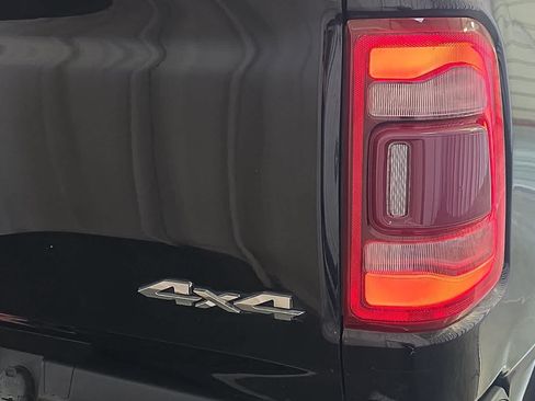 Used 2020 RAM 1500 Laramie AWD/4WD image 13