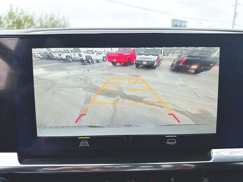 Used 2024 Chevrolet Silverado 1500 LT AWD/4WD image 15