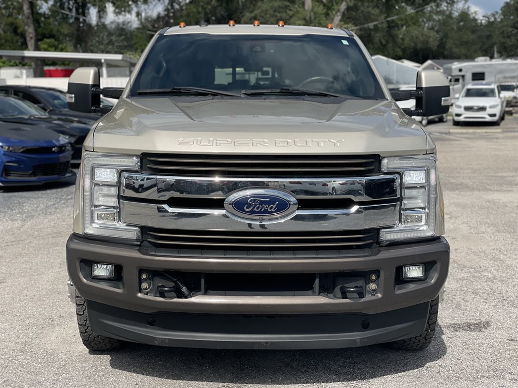 Used 2017 Ford F350 King Ranch w/ King Ranch Ultimate Package AWD/4WD image 9