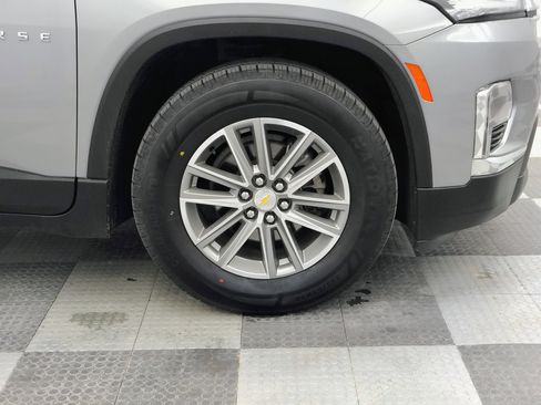 Used 2023 Chevrolet Traverse LT AWD/4WD image 13