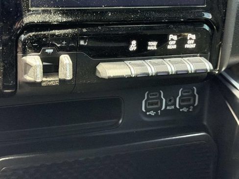 Used 2020 RAM 1500 Big Horn AWD/4WD image 27