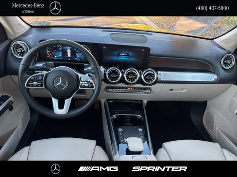 Used 2023 Mercedes-Benz GLB 250 image 21