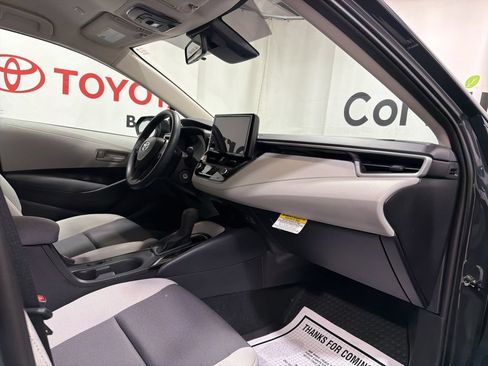 Used 2026 Toyota Corolla LE FWD image 11