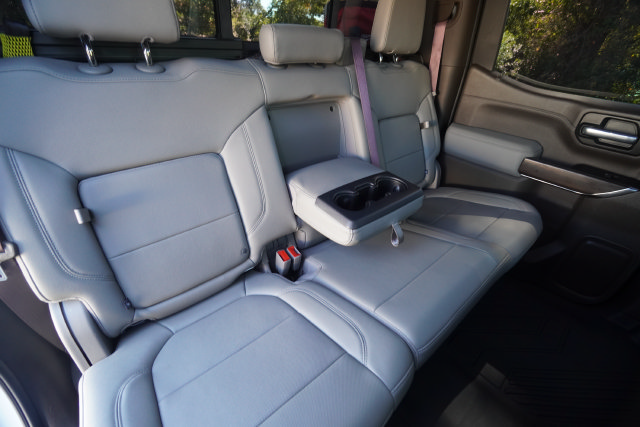 Used 2022 GMC Sierra 1500 SLT w/ SLT Premium Plus Package AWD/4WD image 29