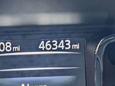 Used 2017 Nissan Titan PRO-4X w/ Pro-4x Convenience Package image 22