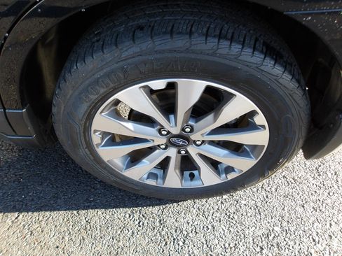 Used 2019 Subaru Outback 2.5i Touring w/ Popular Package #3A AWD/4WD image 27