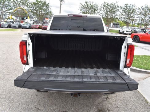 Used 2020 GMC Sierra 1500 SLT AWD/4WD image 18
