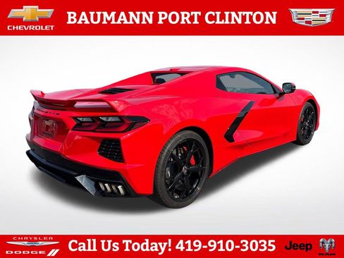 Used 2022 Chevrolet Corvette Stingray Preferred Conv w/ Z51 Performance Package RWD image 5