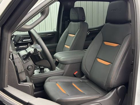 Used 2026 GMC Sierra 1500 AT4 w/ AT4 Premium Package AWD/4WD image 34