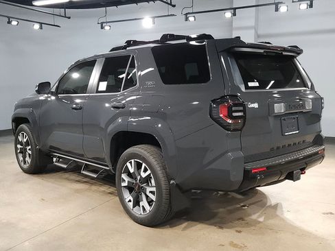 New 2026 Toyota 4Runner TRD Sport Premium AWD/4WD image 5