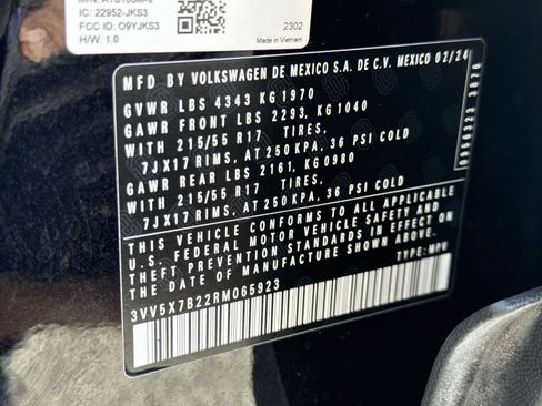 Used 2024 Volkswagen Taos S FWD image 43