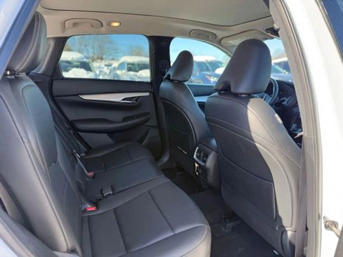 Used 2019 INFINITI QX50 Luxe w/ Navigation Package AWD/4WD image 18