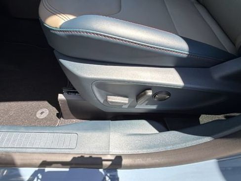 New 2026 Ford Maverick Lariat AWD/4WD image 21