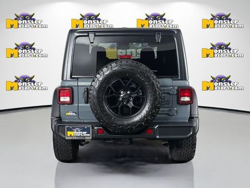 Used 2024 Jeep Wrangler Sport AWD/4WD image 6