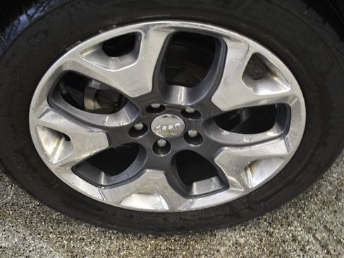 Certified 2019 Jeep Compass Limited image 13