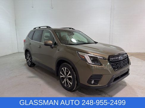 Used 2022 Subaru Forester Limited image 1