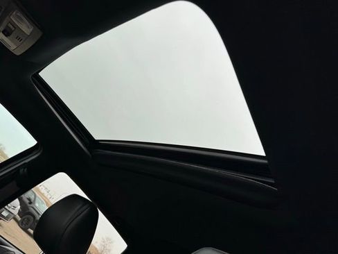 Certified 2022 Toyota Tacoma TRD Off-Road w/ TRD Premium Off Road Package image 8