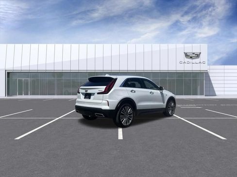 Certified 2024 Cadillac XT4 Premium Luxury AWD/4WD image 3