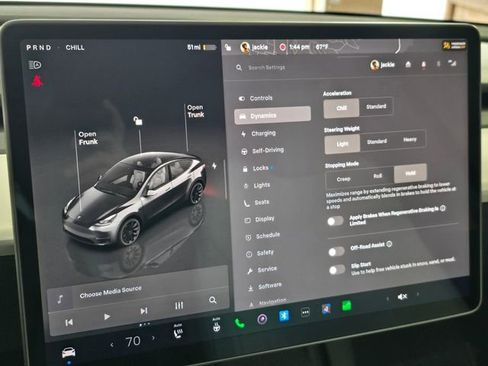 Used 2023 Tesla Model Y Long Range AWD/4WD image 28