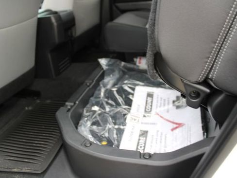 Used 2025 Toyota Tacoma TRD Sport image 47