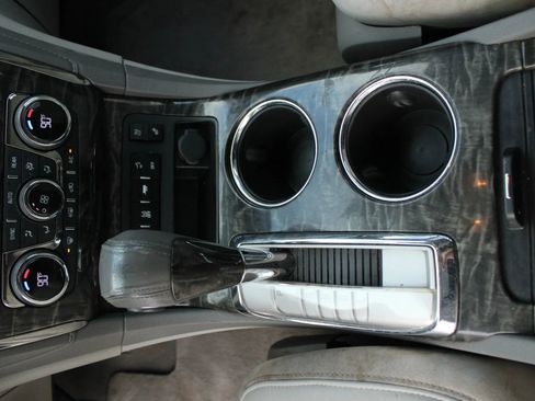 Used 2013 Buick Enclave Premium w/ Trailering Provision Package image 25