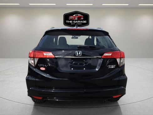 Used 2019 Honda HR-V Sport image 5
