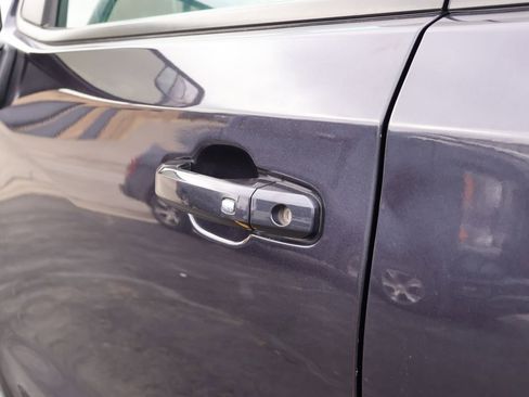 Used 2022 Chevrolet Silverado 1500 LT image 12