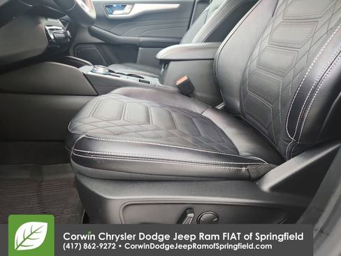 Used 2024 Ford Escape Platinum w/ Premium Technology Package image 12