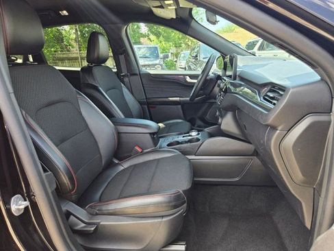 Used 2025 Ford Escape ST-Line FWD image 28